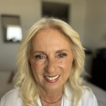 Débora Vicêncio - Almada - Hair Removal for Men