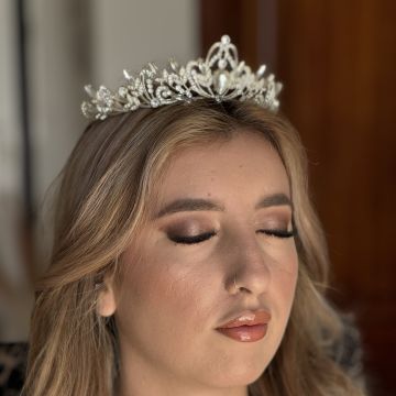 Débora Vicêncio - Almada - Beauty services