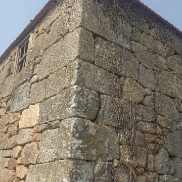 M.J. Matos - Porto - Pintar puertas