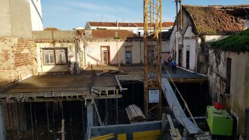Sarreira Fortunato Construções - Torres Vedras - Demolição de Construções