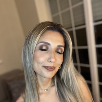 Débora Vicêncio - Almada - Beauty services
