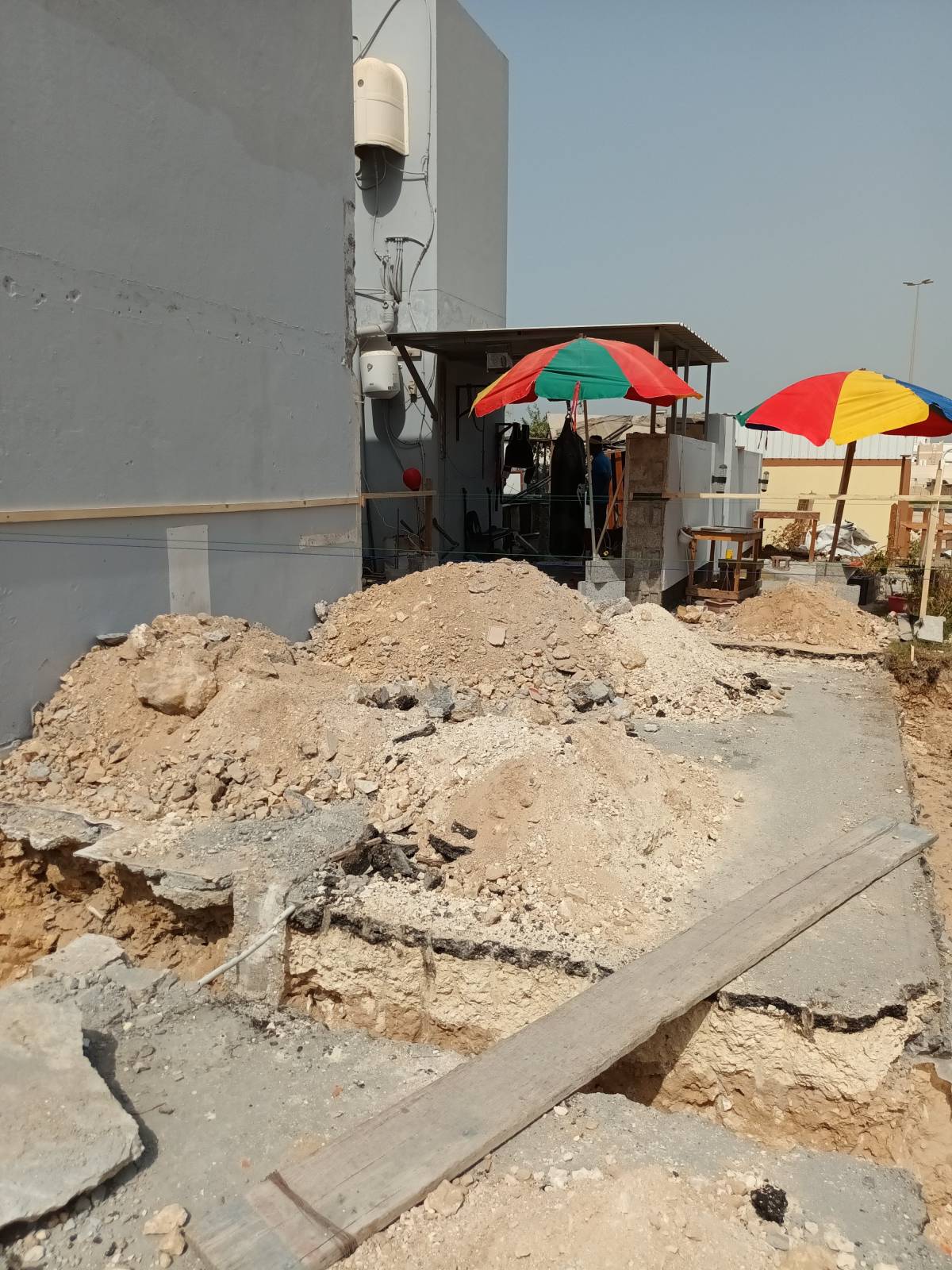 Obras de acabamentos, canalização, instalações electrónica - Lisboa - Roupeiros