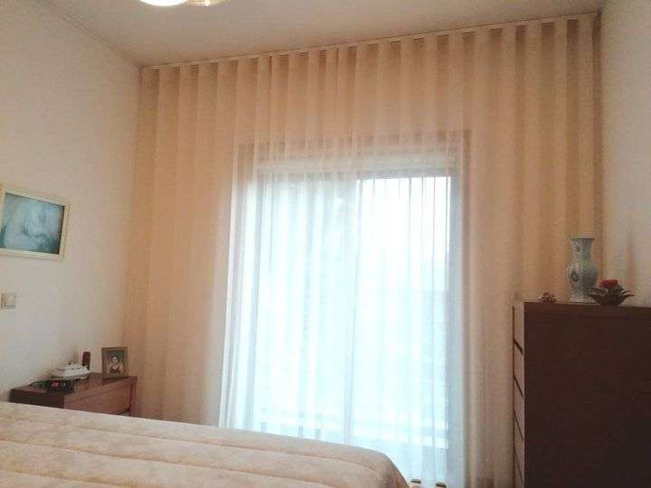 CORTINAS - CALHAS - ESTORES - SOFAS - ESTOFO - Gondomar - Dachrinnen reinigen und warten
