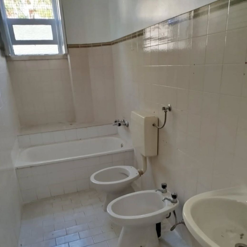 ConstruaMais - Montijo - Instalação, Reparação ou Remoção de Revestimento de Parede