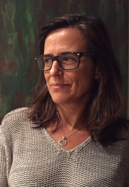 Teresa Carvalho - Oeiras - Design de Roupa Personalizado
