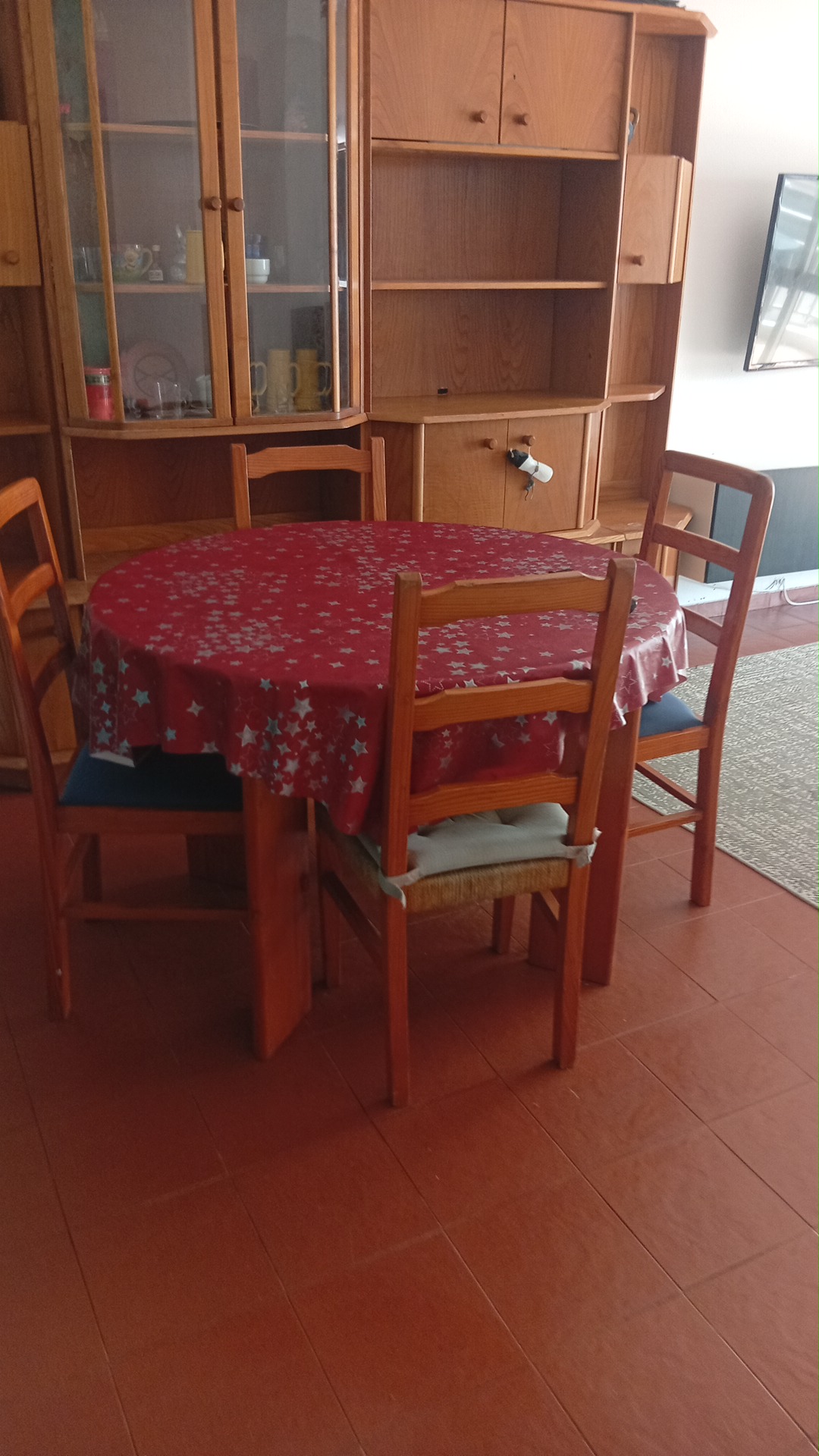 Isa - Silves - Garage Cleaning