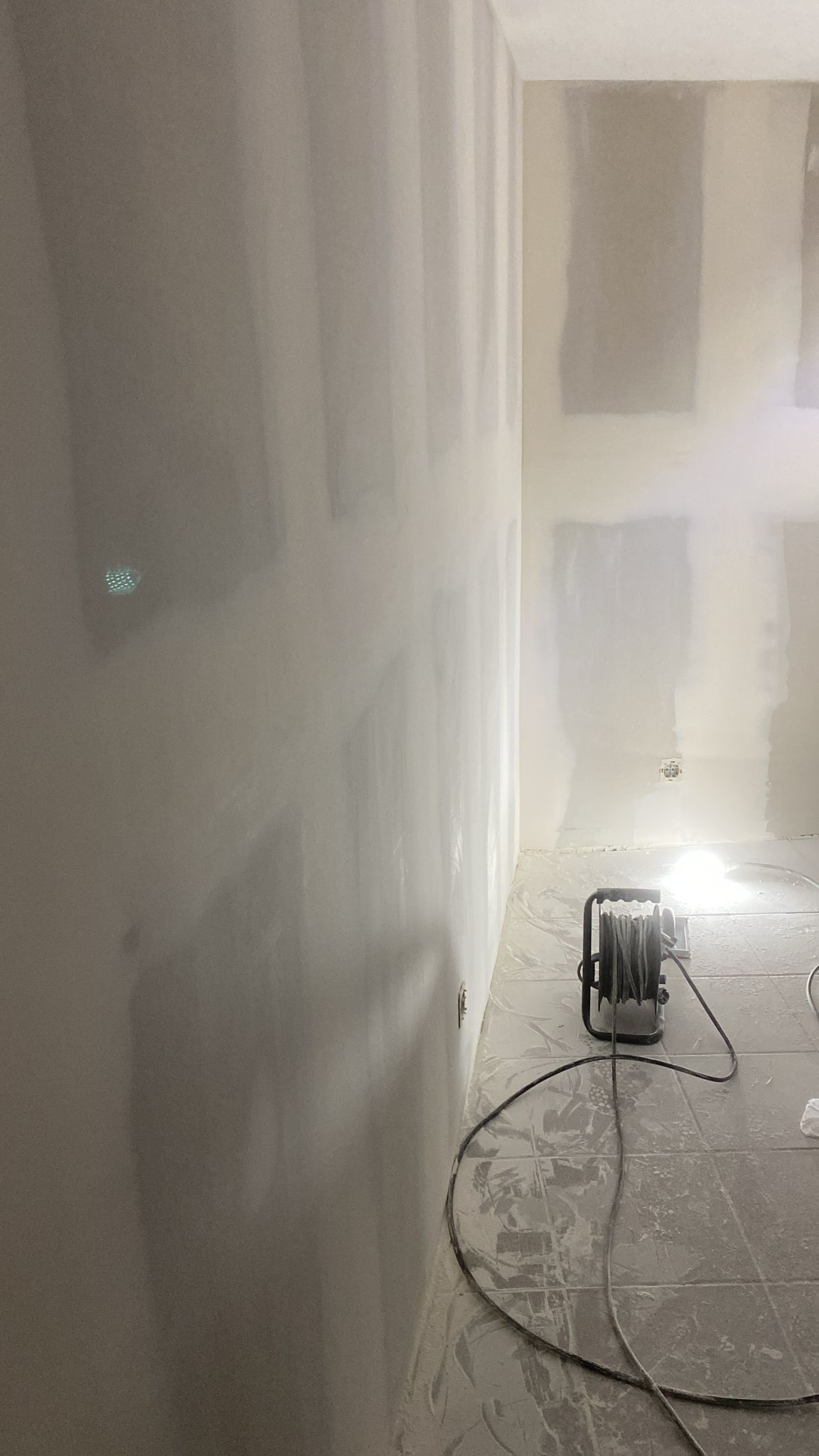 Sou profissional da construção civil com mais de 10 anos de experiência. Atuo em toda a região do Algarve, com sede em Albufeira, prestando serviços d - Silves - Toilet Repair