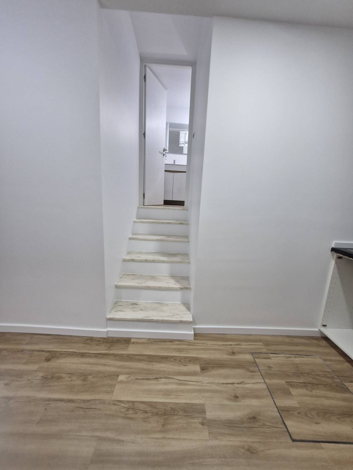 MJ_remodelações - Almada - Instalación de arte