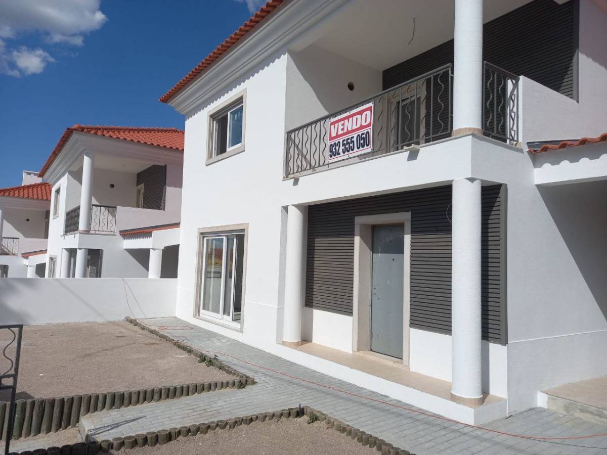 ConstruaMais - Montijo - Canos Furados ou Problemas com Torneiras