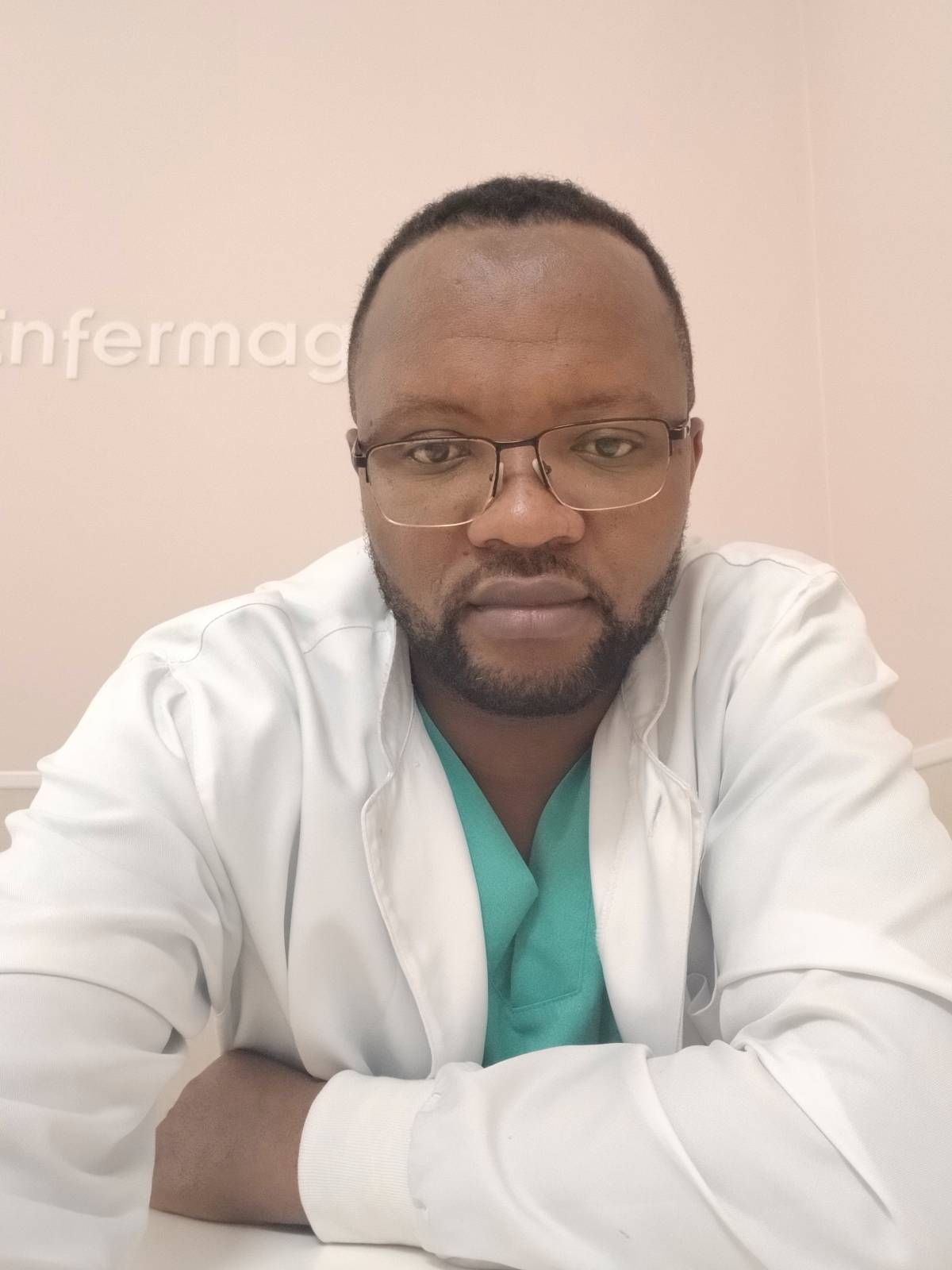 Dr. Mussolovela - Lisboa - Soins infirmiers