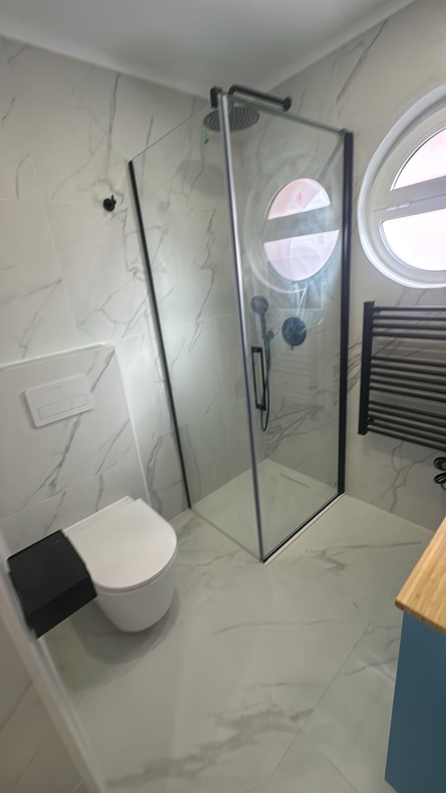 LBP REMODELAÇÃO E CONSTRUÇÃO - Cascais - Instalação de Lâmpada