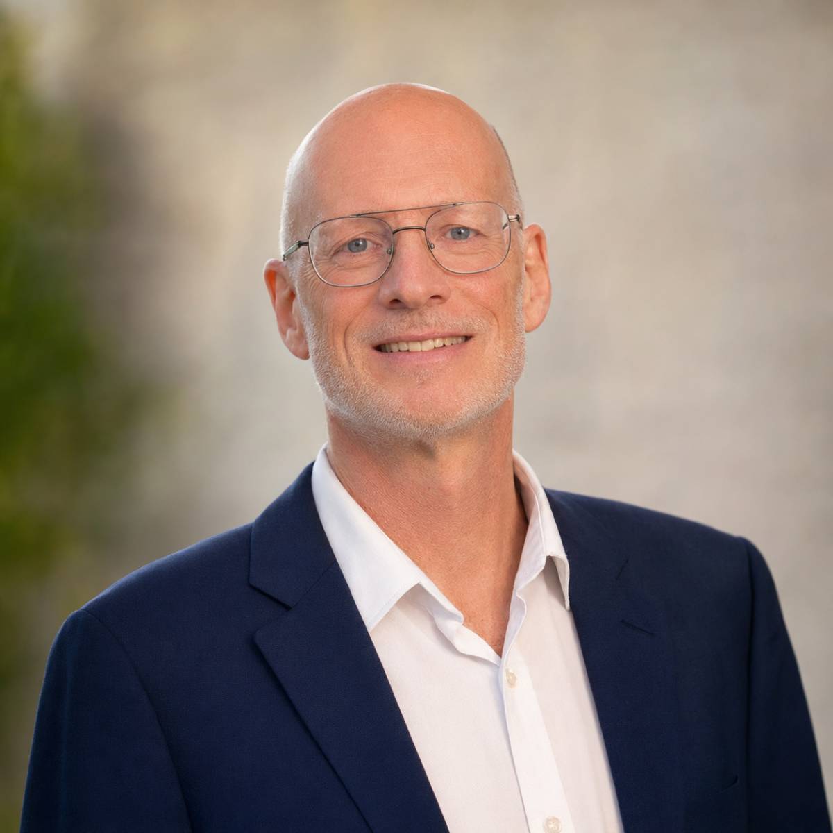 Jan Sieslieng - Covilhã - Soporte administrativo