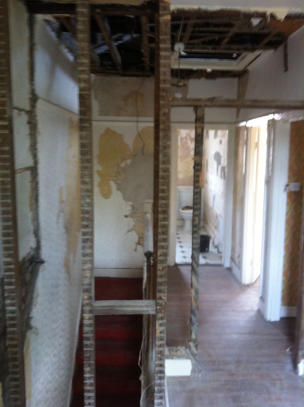 Carlos Diego Sifuente Rodrigues - Leiria - Furniture Repair