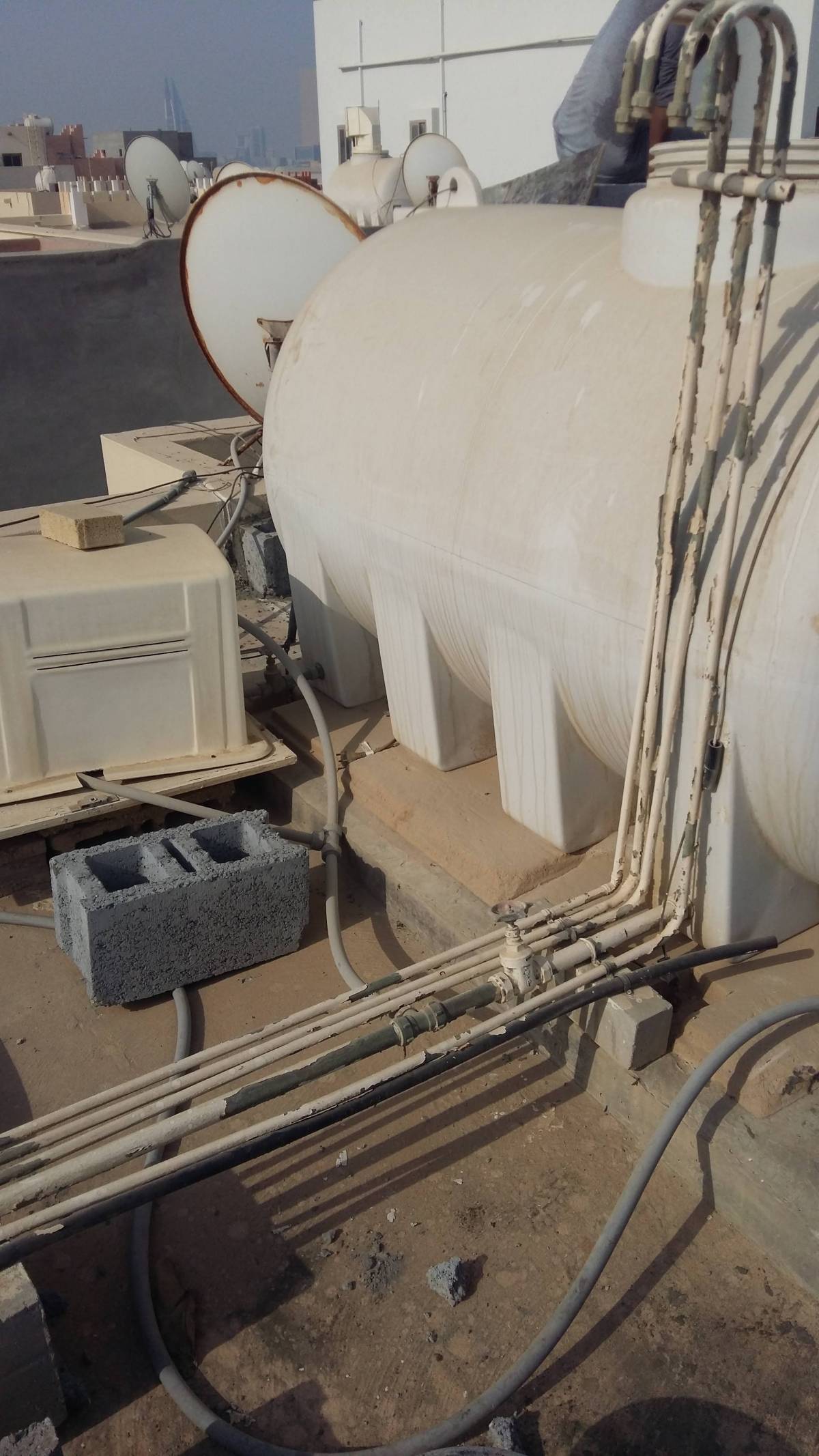 Obras de acabamentos, canalização, instalações electrónica - Lisboa - Reparação ou Manutenção de Canalização Exterior