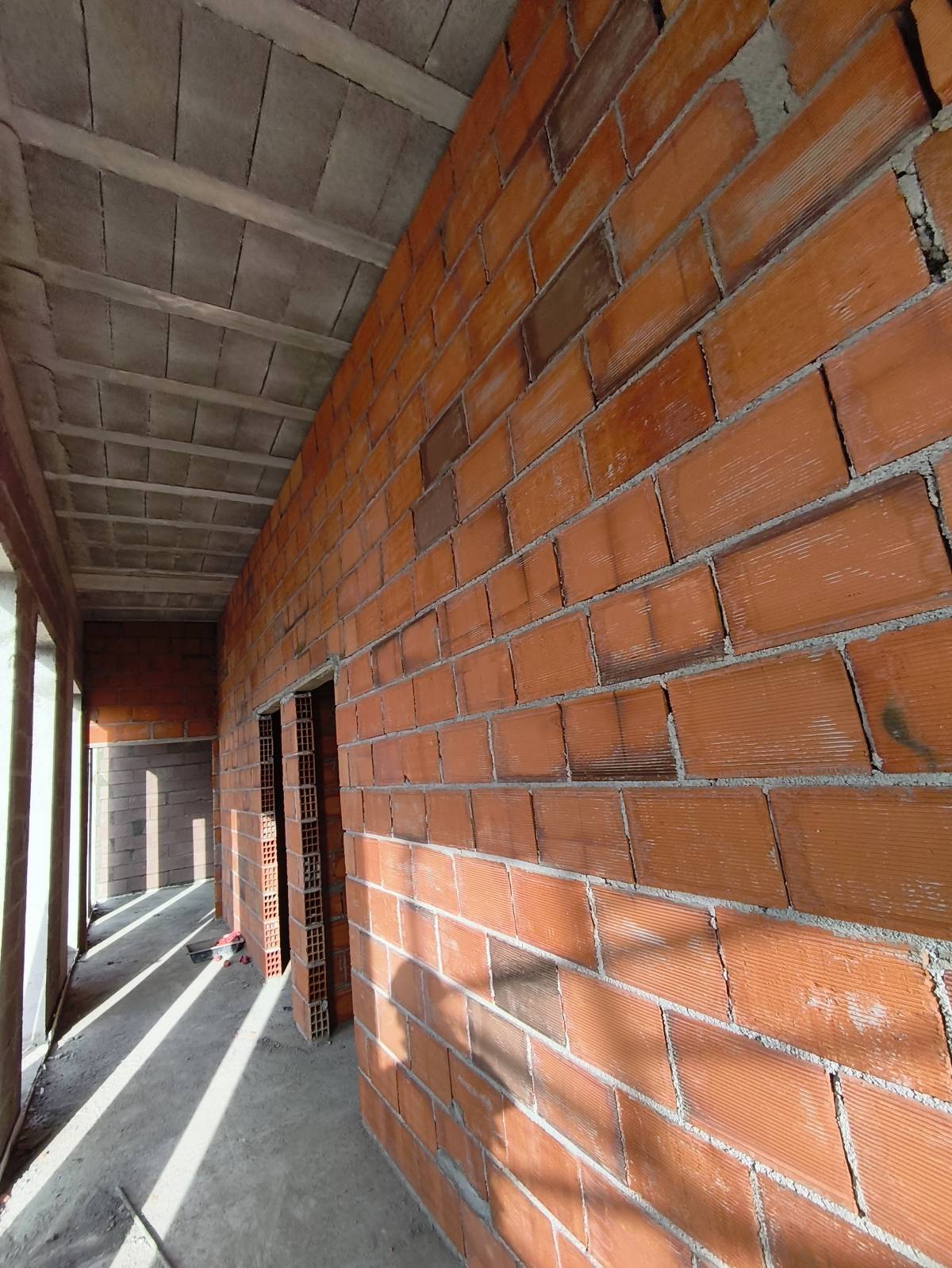 Sousa - Viseu - Adición de pared interior