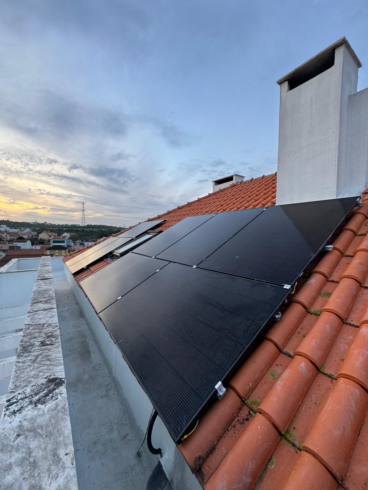 Gil Jesus Eletricista - Lagoa - Solar Panel Cleaning or Inspection