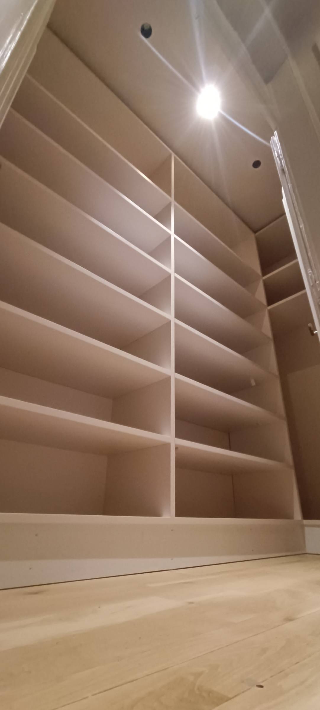 LF Carpintaria - Lisboa - Schrank reparieren