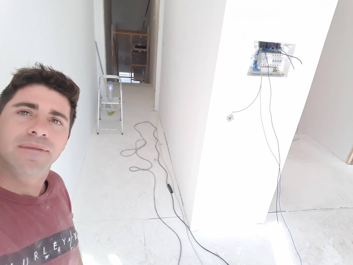 Paulo - Construção e Remodelação - Montijo - Limpeza de Garagem