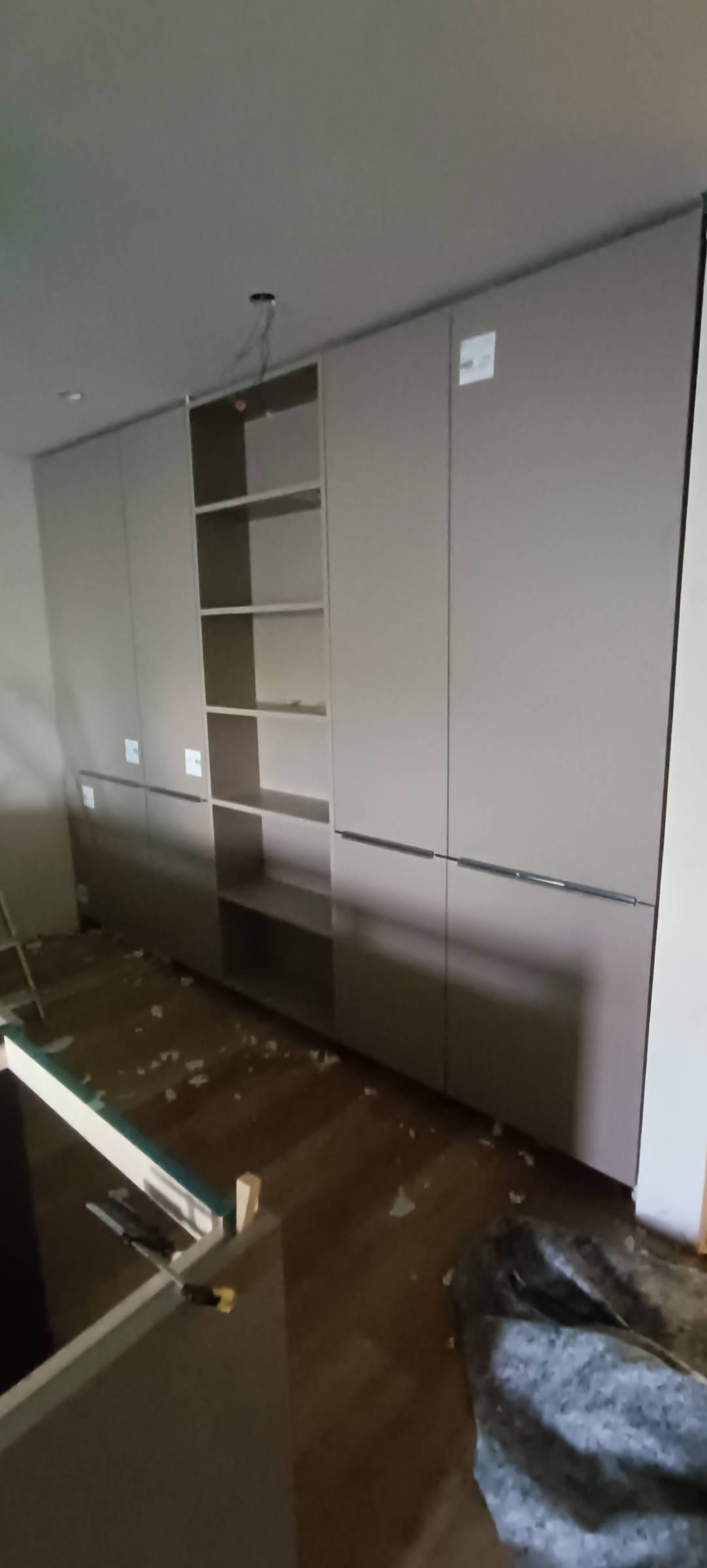 LF Carpintaria - Lisboa - TV Wandhalterung montieren