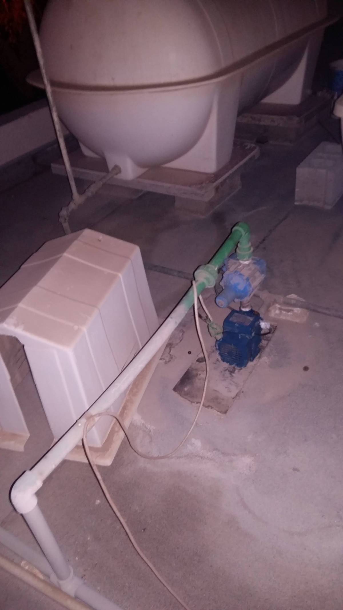 Obras de acabamentos, canalização, instalações electrónica - Lisboa - Reparação de Corrimão