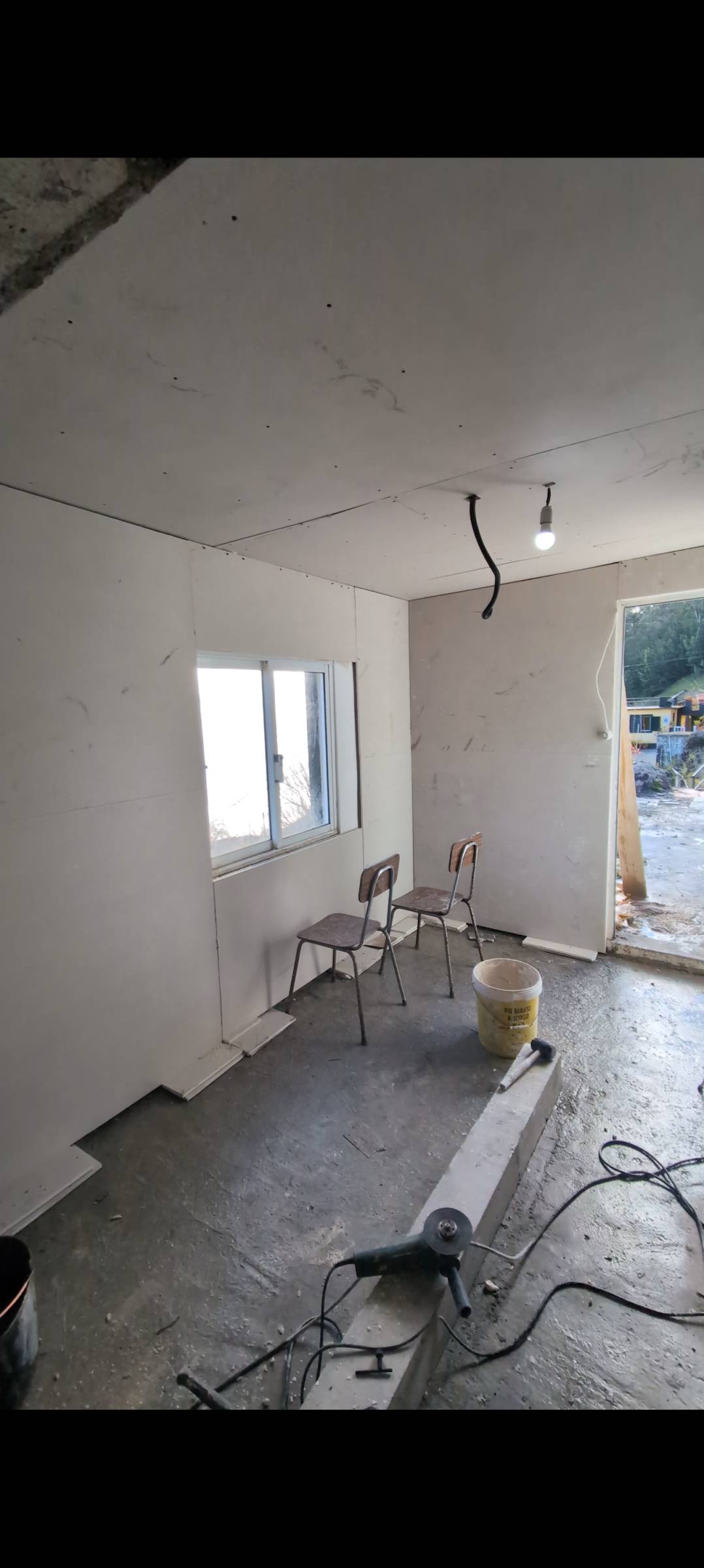 Daniel Barbosa - Cascais - Construction de mur intérieur