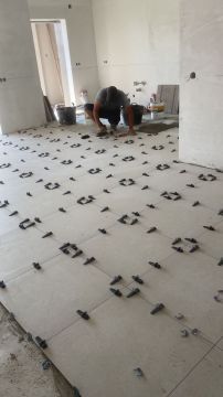 Sou profissional da construção civil com mais de 10 anos de experiência. Atuo em toda a região do Algarve, com sede em Albufeira, prestando serviços d - Silves - Sink and Faucet Installation