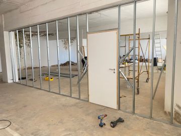Sou profissional da construção civil com mais de 10 anos de experiência. Atuo em toda a região do Algarve, com sede em Albufeira, prestando serviços d - Silves - Plumbing