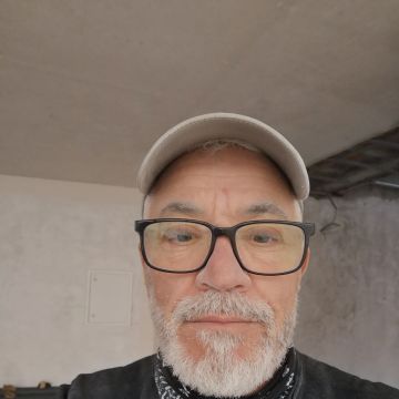 Manuel De Carvalho - Esposende - Revestimento de Pavimento