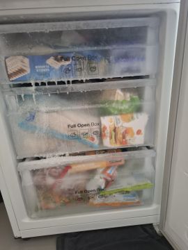 Refrigerator Repairman