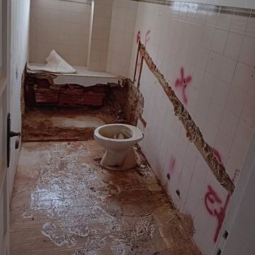 ConstruaMais - Montijo - Reparação de Corrimão