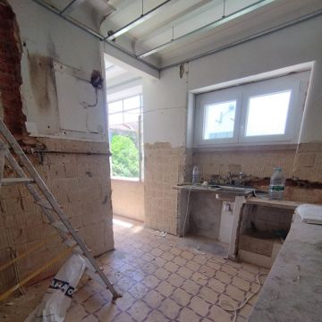 LBP REMODELAÇÃO E CONSTRUÇÃO - Cascais - Reparação de Interruptores e Tomadas