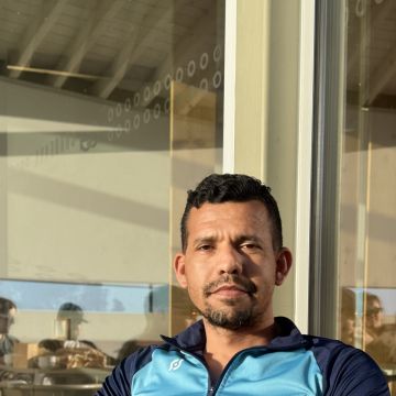 Josiel Farias - Lisboa - Instalação, Reparação ou Remoção de Revestimento de Parede