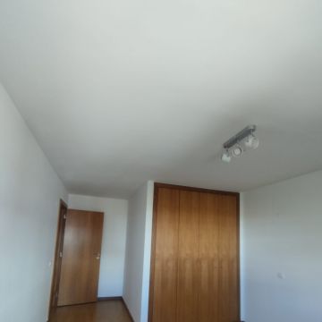 LBP REMODELAÇÃO E CONSTRUÇÃO - Cascais - Revestimento de Casa de Banho