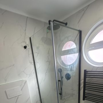 LBP REMODELAÇÃO E CONSTRUÇÃO - Cascais - Instalação de Lâmpada