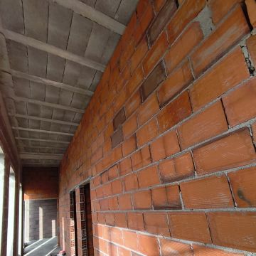 Sousa - Viseu - Adición de pared interior