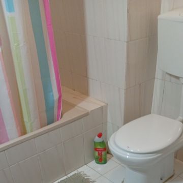 Isa - Silves - Window Blinds Cleaning