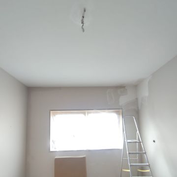 LBP REMODELAÇÃO E CONSTRUÇÃO - Cascais - Instalação de Interruptores e Tomadas
