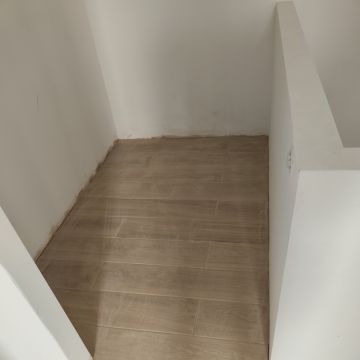 Luiz Ferreira - Porto - Toilet Installation