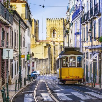 Sara Silva - Lisboa - Wine Tastings and Tours