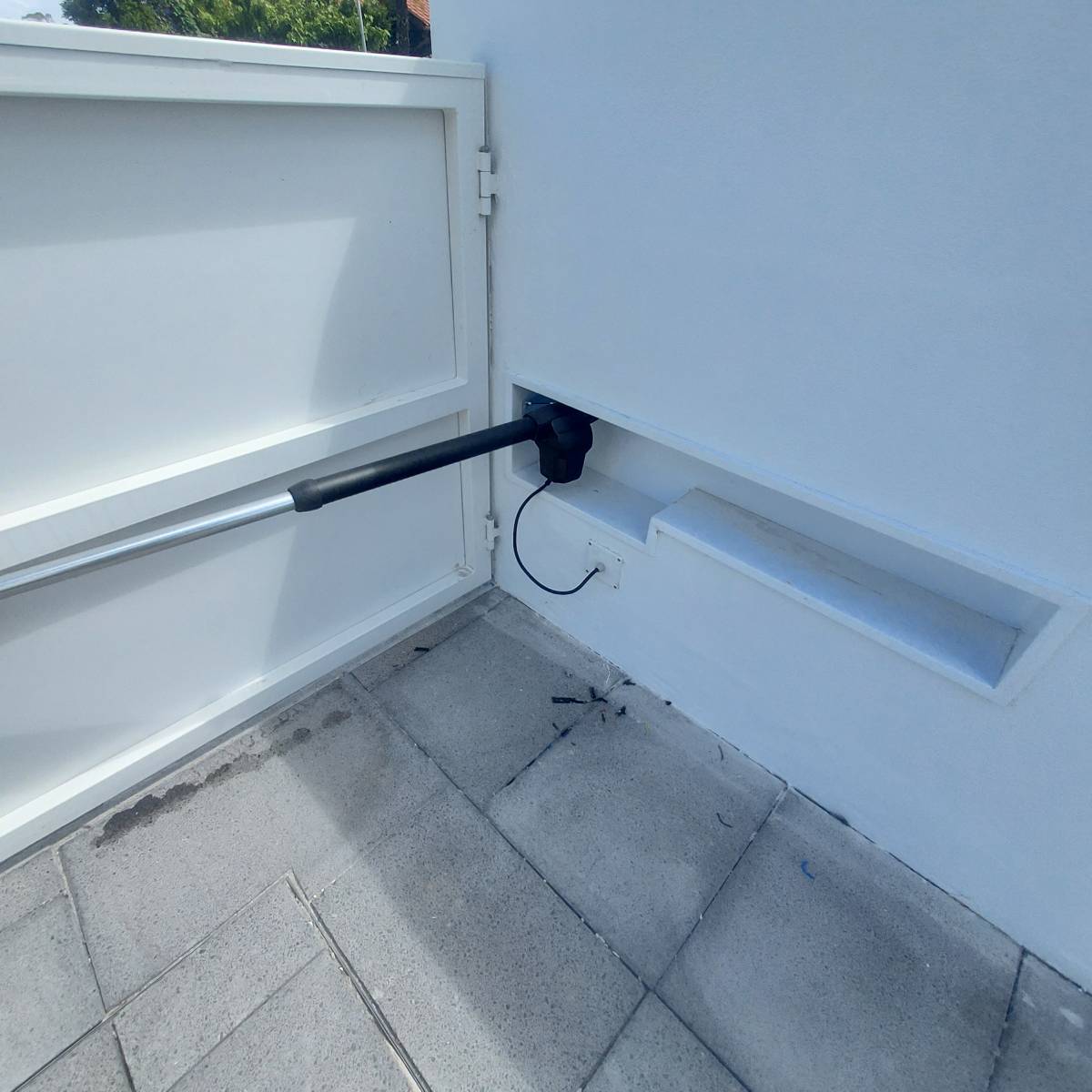 Vagotecto - Estruturas Metálicas, Lda - Vagos - Instalación o reemplazo de la puerta del garaje