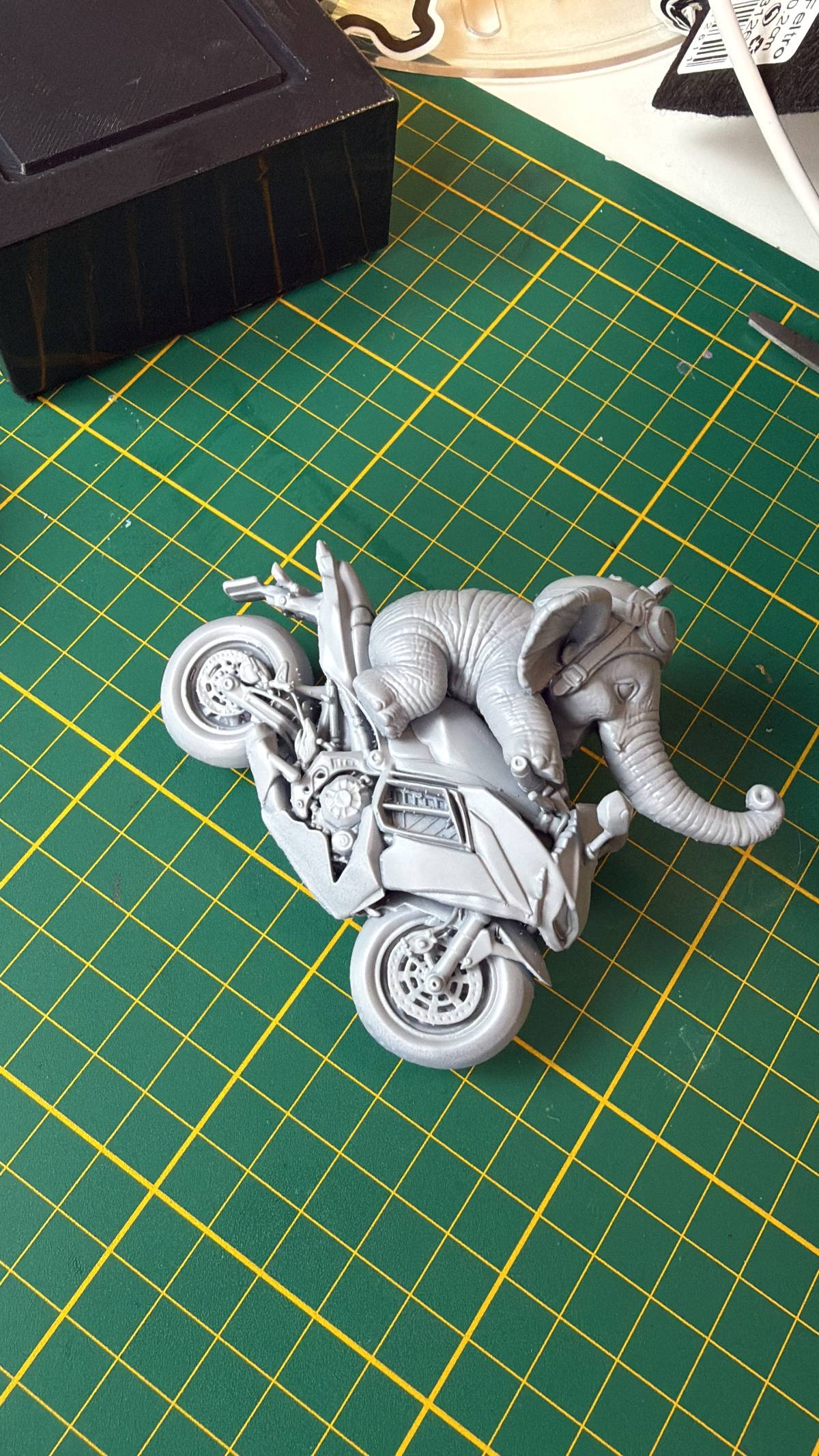 Vértice Arte 3D - Almada - Typografie