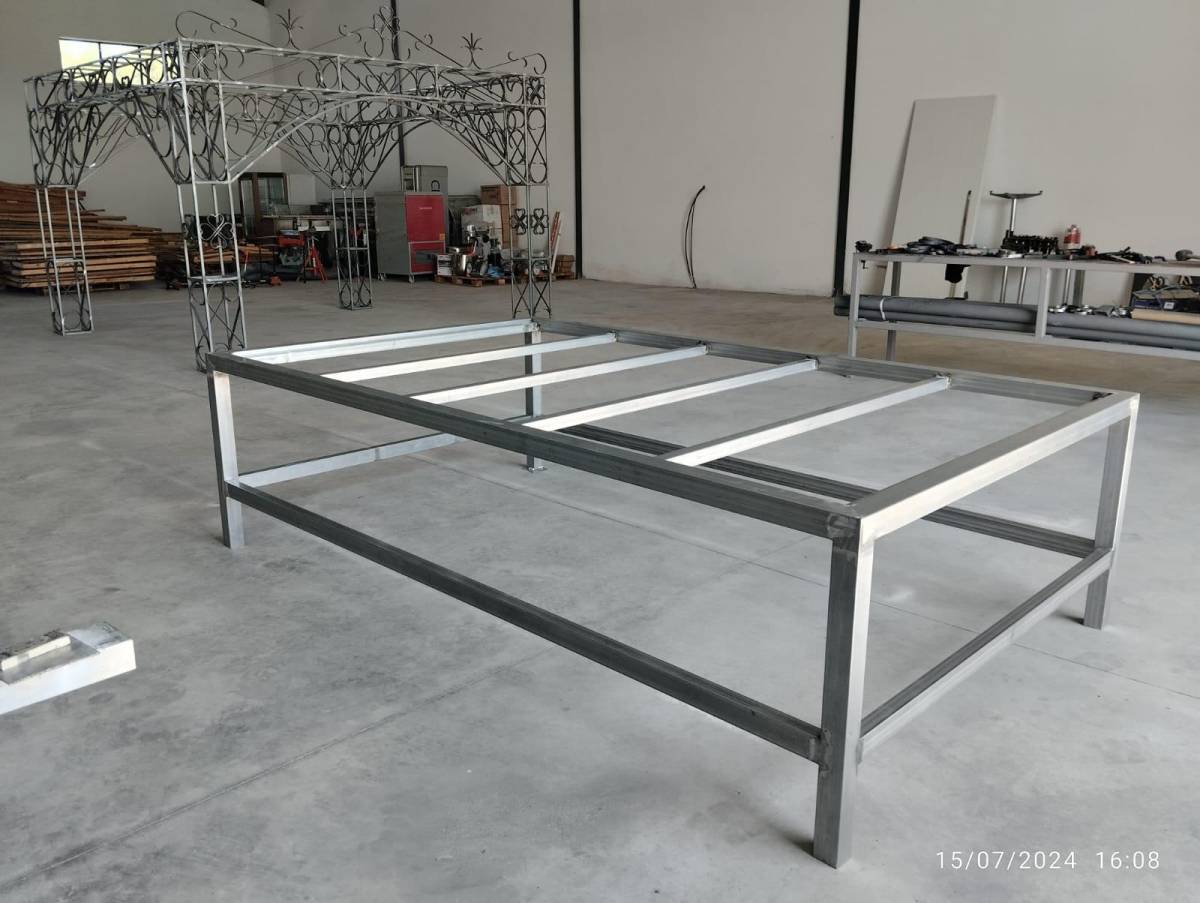 Skilser-Metal Solutions (Serralheria) - Montijo - Steel Materials and Gates