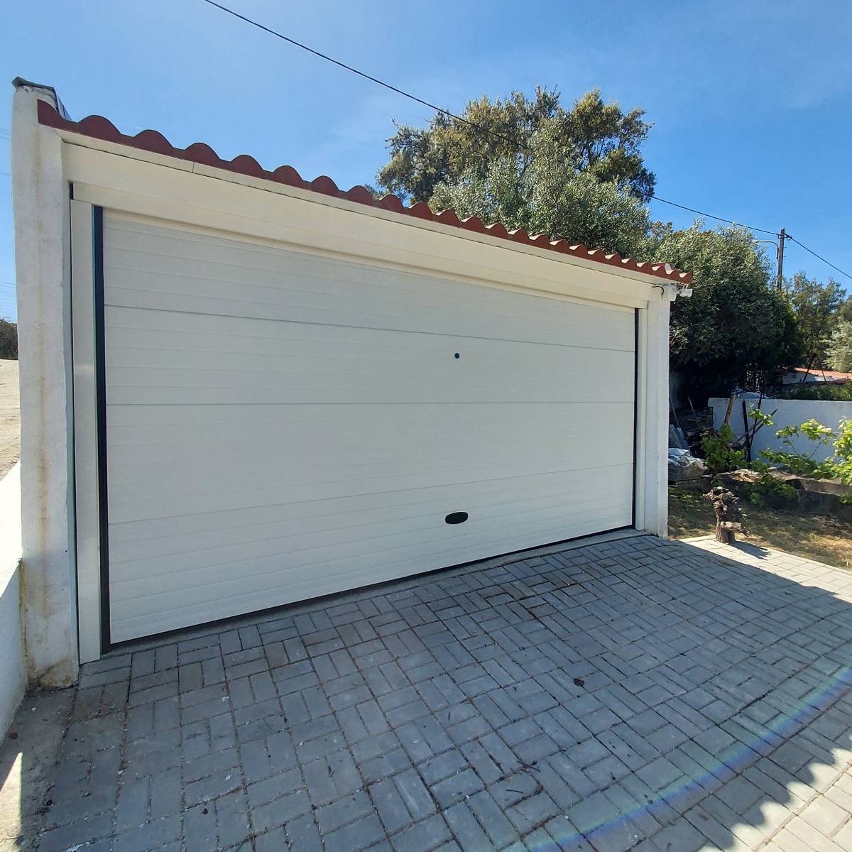 Vagotecto - Estruturas Metálicas, Lda - Vagos - Instalación o reemplazo de la puerta del garaje