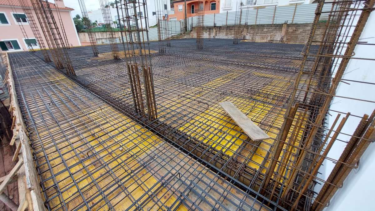 Construmax - Loulé - Colocação de Rodapés