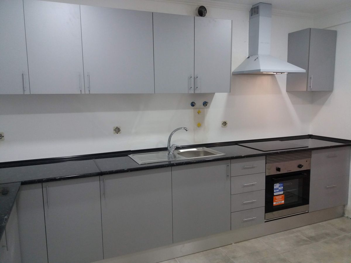 Jeremod Remodelação Lda - Sintra - Kitchen Tiling