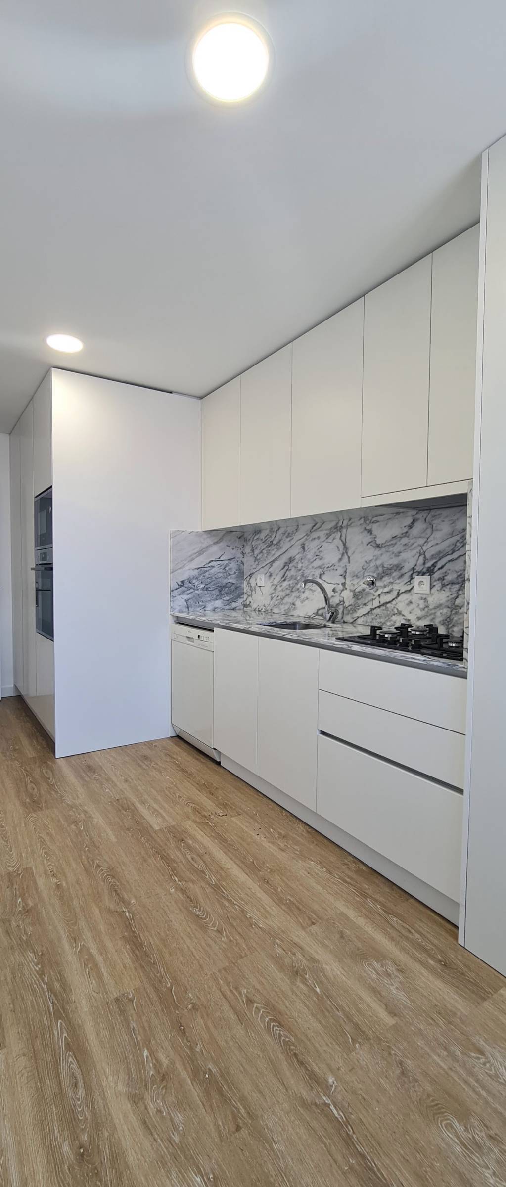 Mano's Build Innovation - Maia - Cabinetry