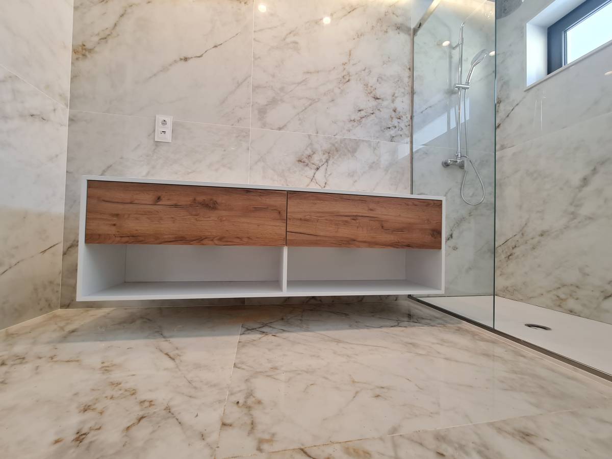 Mano's Build Innovation - Maia - Hardwood Floor Repair or Partial Replacement
