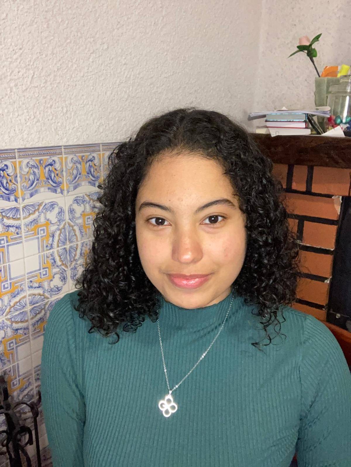 Carina Alves - Amadora - Hundeausführung