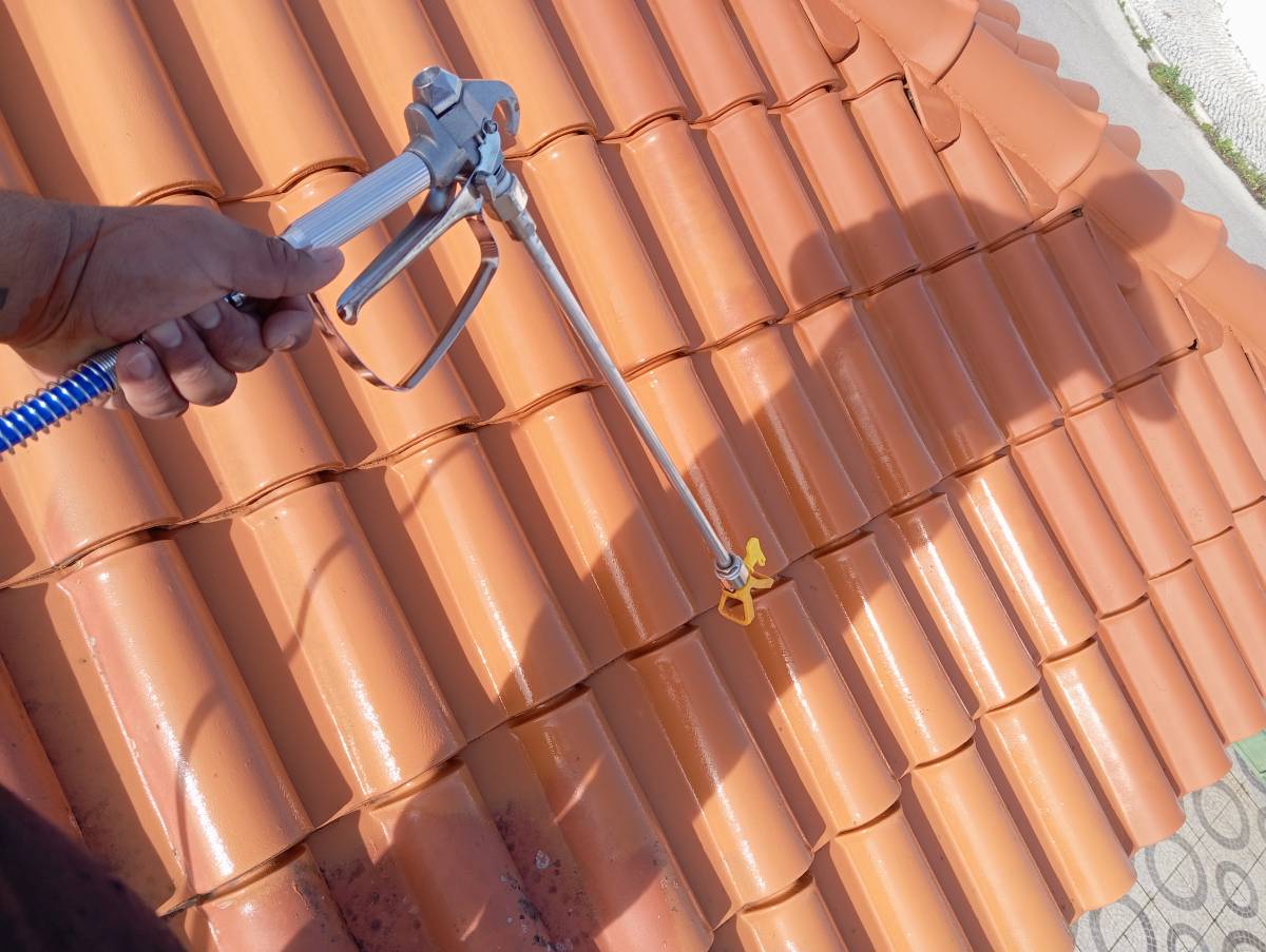 Oliveira remodelação - Palmela - Instalação, Reparação ou Remoção de Revestimento de Parede