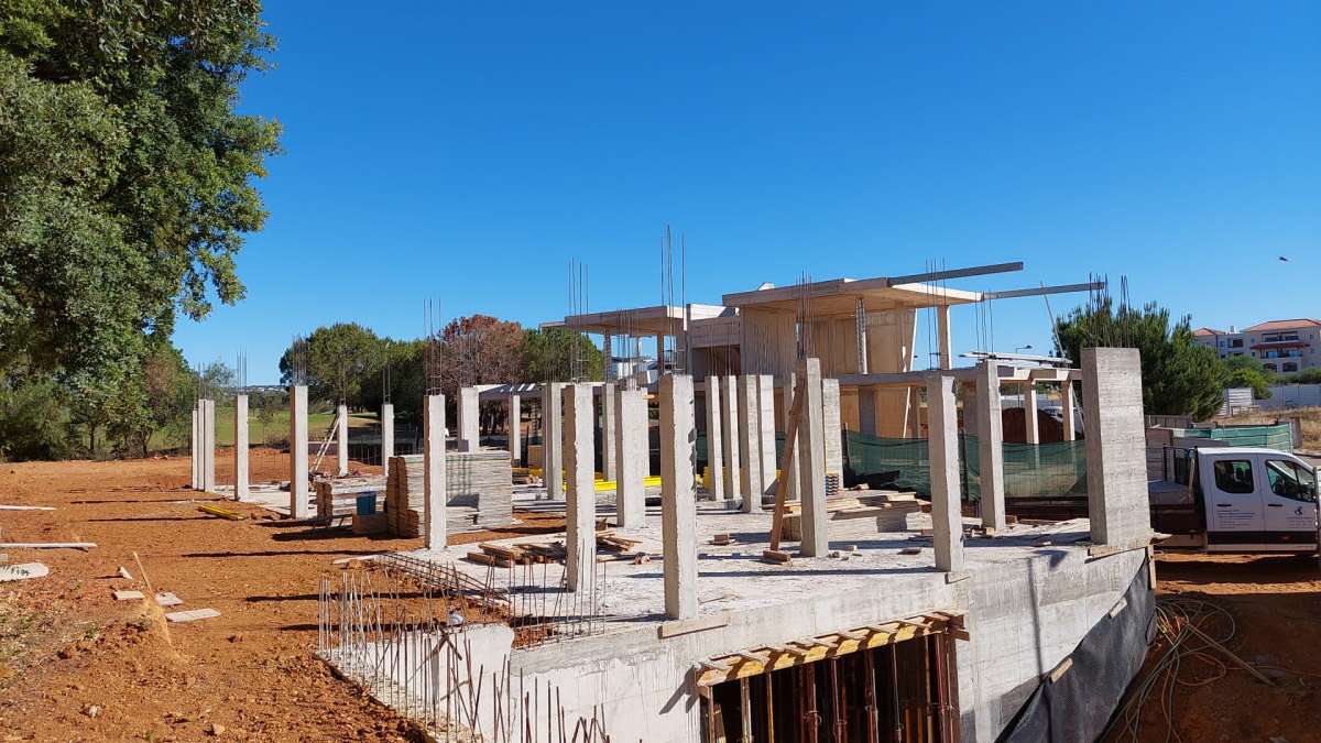 Construmax - Loulé - Remodelações e Construção